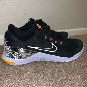 NIKE METCON 4 SHOES